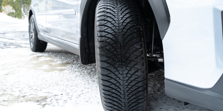 All-season banden in Duitsland: Mag je ermee rijden en wat zijn de regels?