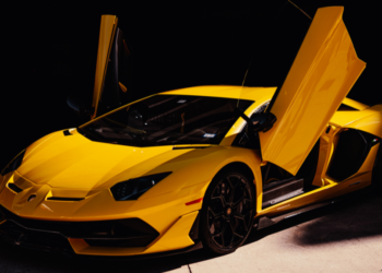 De evolutie van het autodesign: Innovaties en stijlen van 1900 tot nu