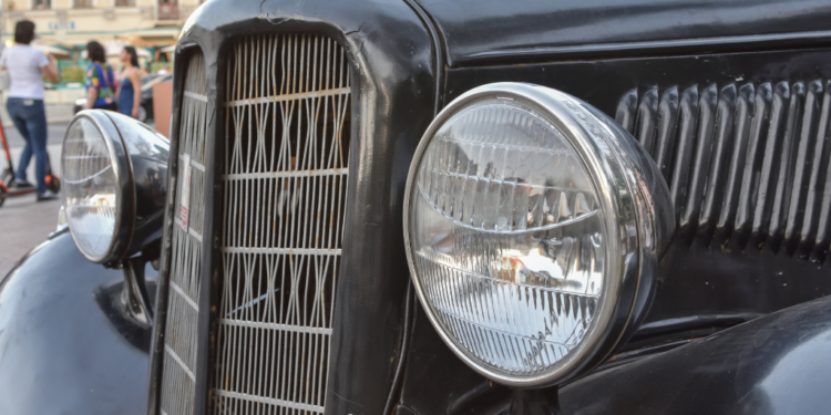 Iconische klassiekers van de 20e eeuw: De meest beroemde auto’s en hun impact op de autowereld