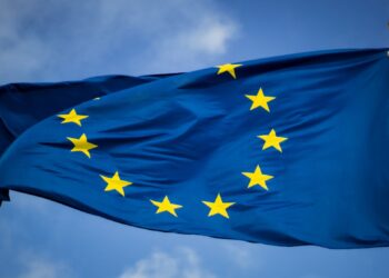 Europese Commissie past CO₂-eisen aan