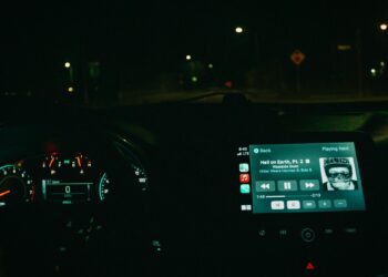 luide muziek in de auto