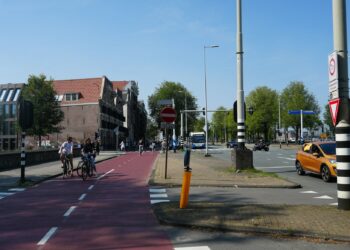 onder verkeersboetes uitkomen