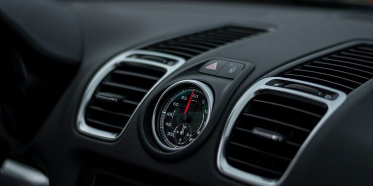 airco stinkt bij het starten