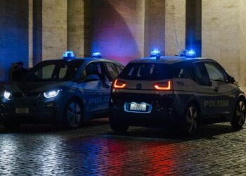 gevarendriehoek en reflecterend vest