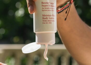 zonnebrandcrème vlekken autostoelen