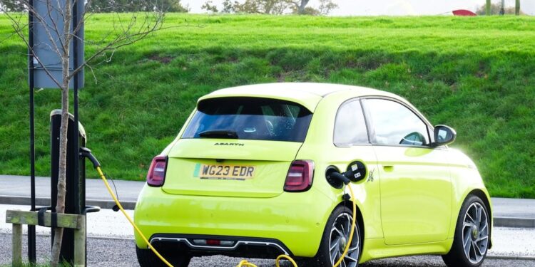 parkeren bij laadpalen