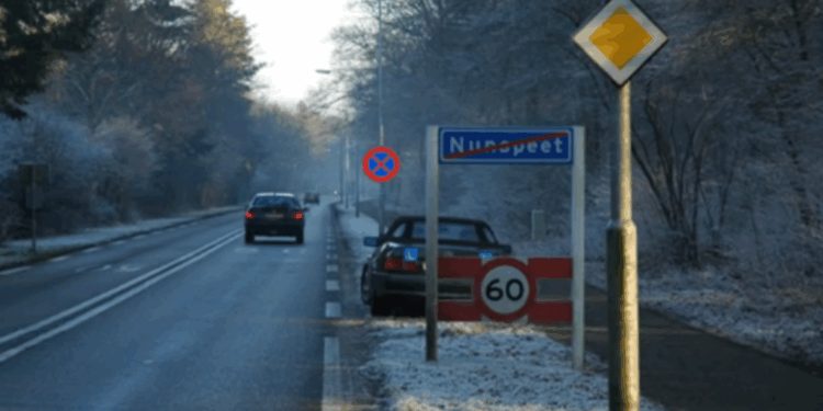 parkeren in de berm