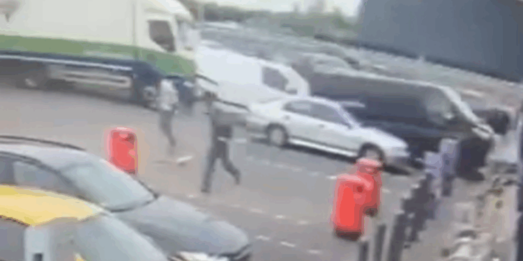 ongeluk bij Muiden tankstation