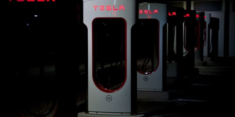 Tesla supercharger