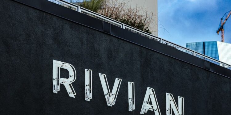 Rivian ontslagen